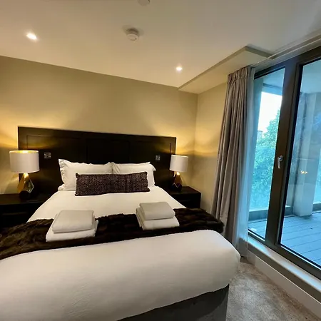 The Moonlight At Ryedale House