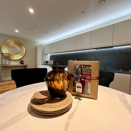 The Moonlight At Ryedale House